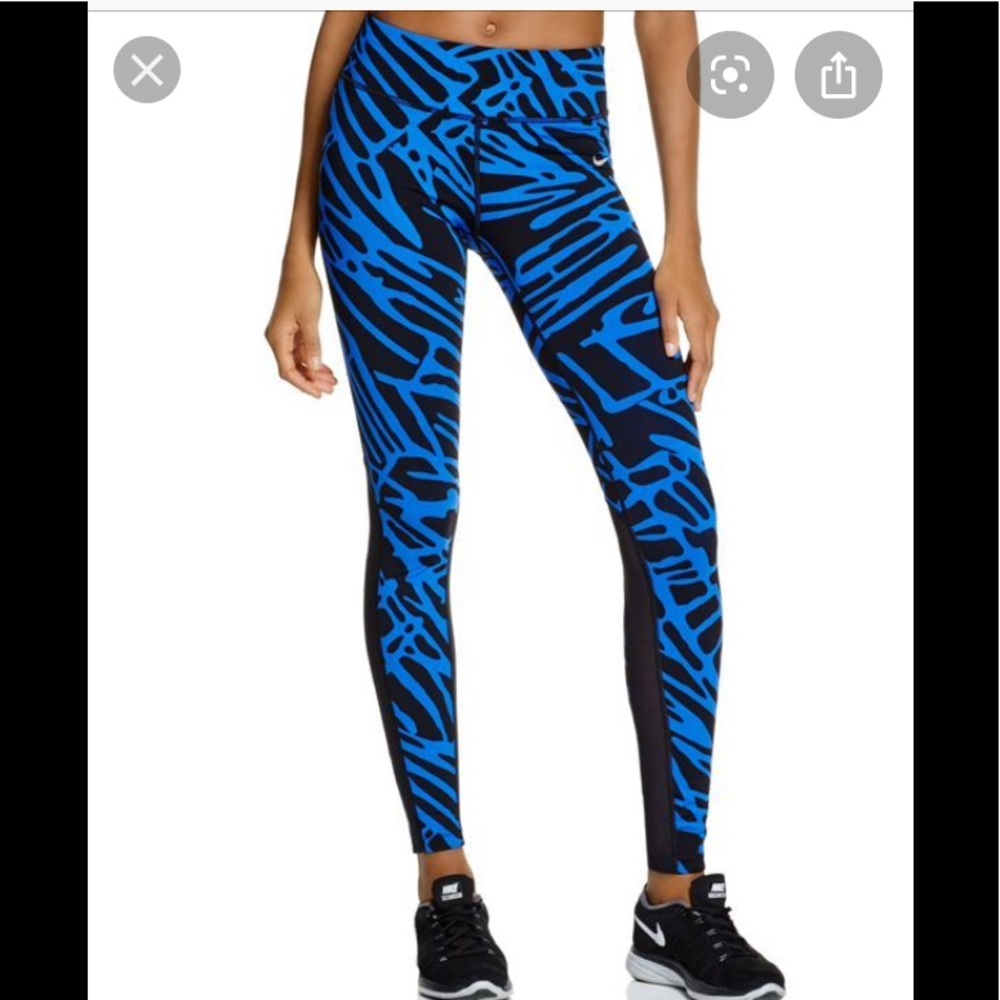 ❤️🌈🍀Nike Epic Lux Palm-print tights